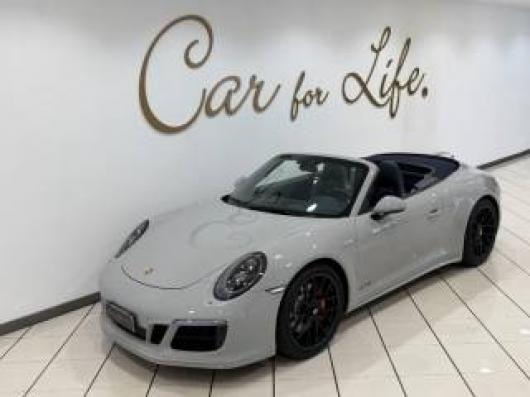 911