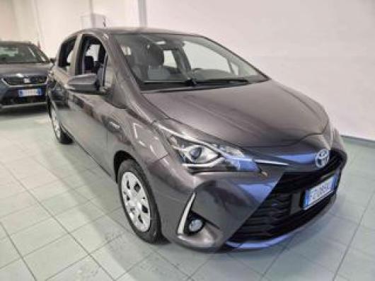 usato TOYOTA Yaris