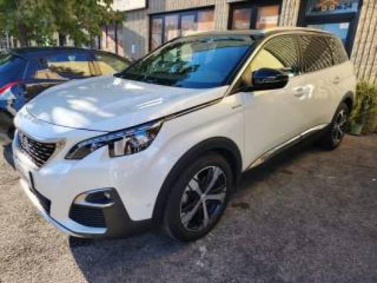usato PEUGEOT 5008