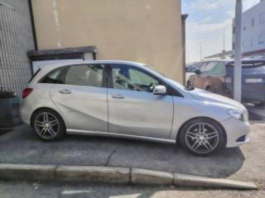 usato MERCEDES B 180