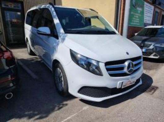 usato MERCEDES V 220