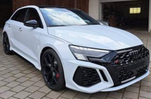 nuovo AUDI RS