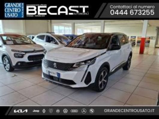 usato PEUGEOT 5008