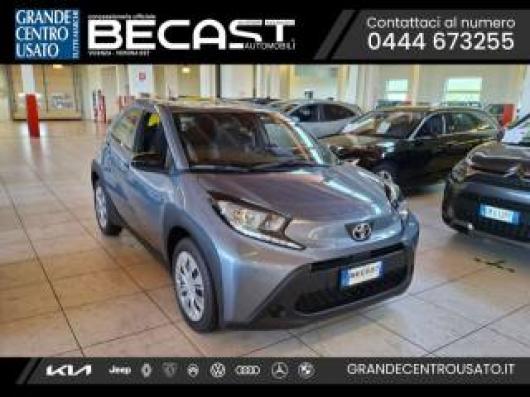 usato TOYOTA Aygo X