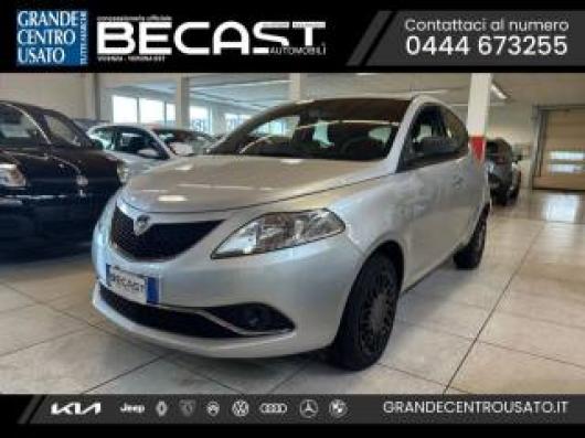 usato LANCIA Ypsilon