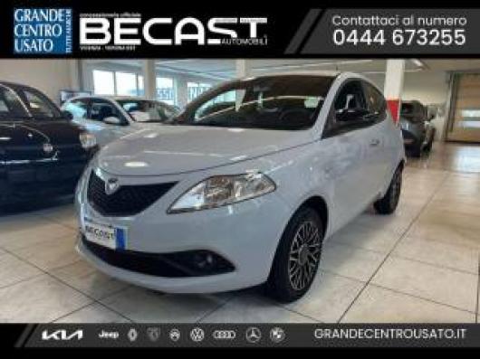 usato LANCIA Ypsilon
