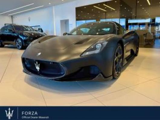 nuovo MASERATI MC20