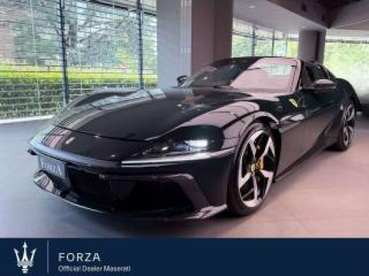 usato FERRARI 12 Cilindri