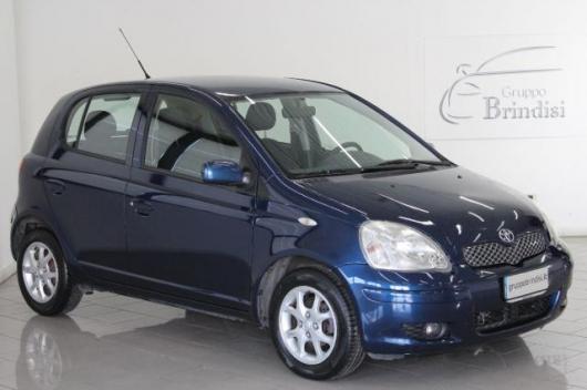 usato TOYOTA Yaris
