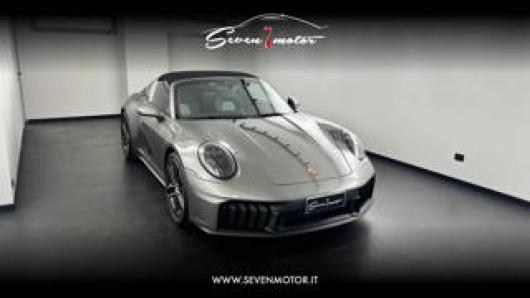 992