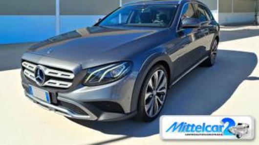 usato MERCEDES E 220