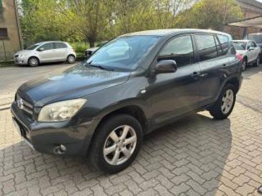 usato TOYOTA RAV 4 MY23