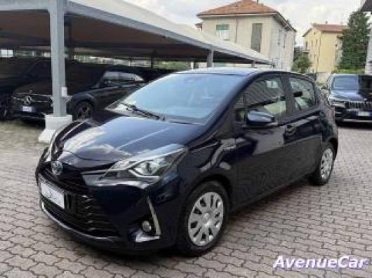 usato TOYOTA Yaris
