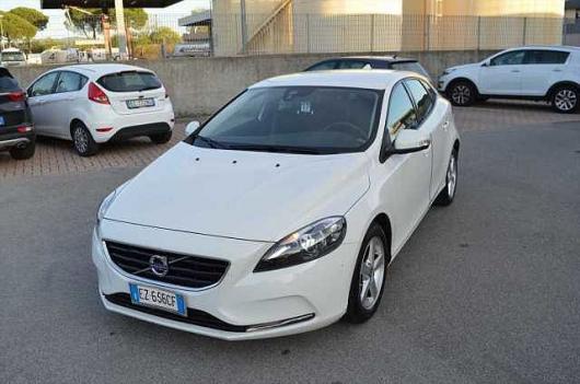 V40