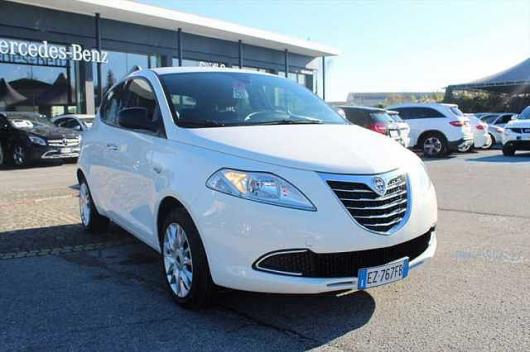 Ypsilon