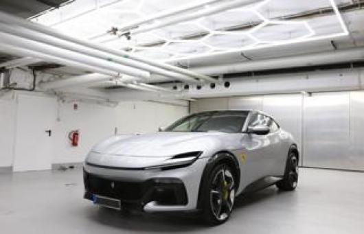usato FERRARI Purosangue