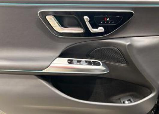 E 220