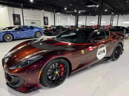 usato FERRARI 812