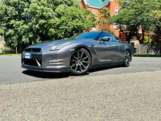 usato NISSAN GT R
