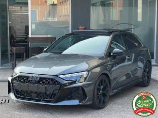 Km 0 AUDI RS