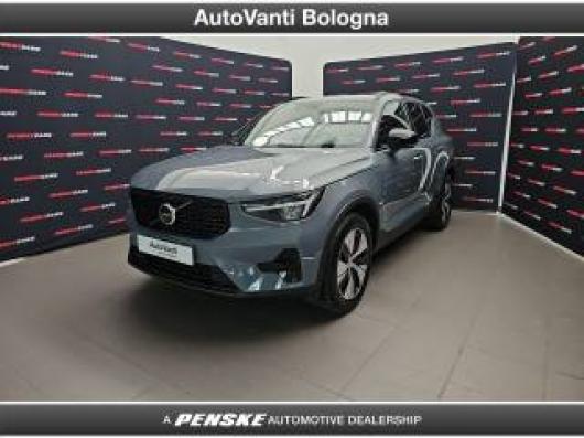 usato VOLVO XC40