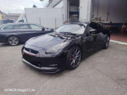 usato NISSAN GT R