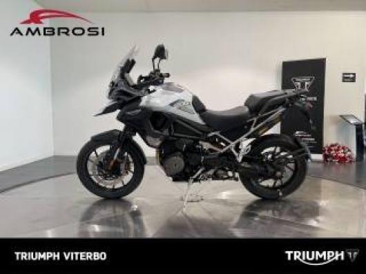 nuovo TRIUMPH Altro