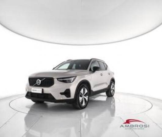 usato VOLVO XC40