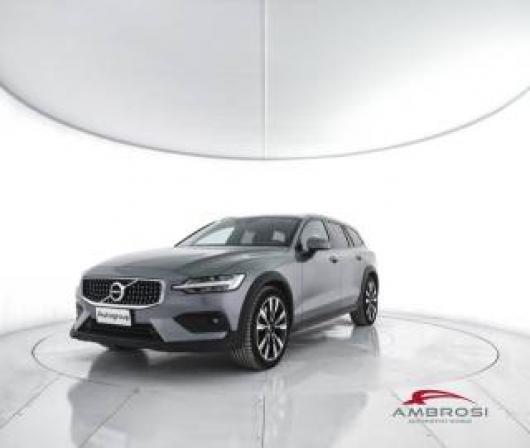 usato VOLVO V60 Cross Country