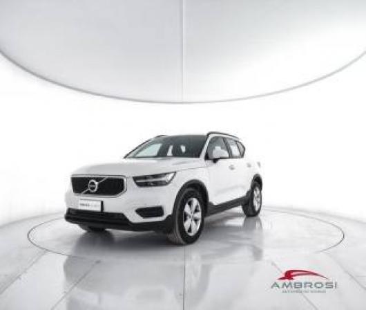 usato VOLVO XC40