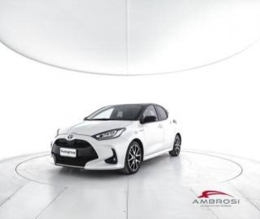 usato TOYOTA Yaris