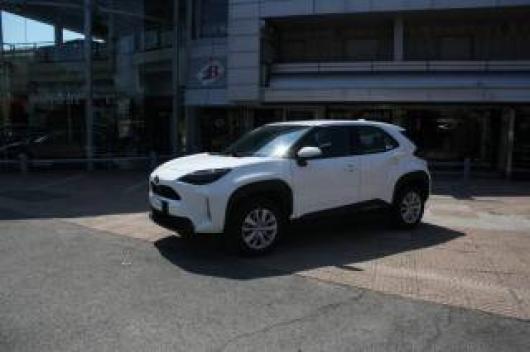usato TOYOTA Yaris Cross