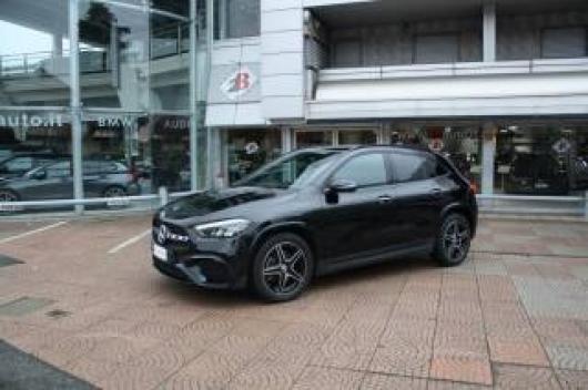 usato MERCEDES GLA 180
