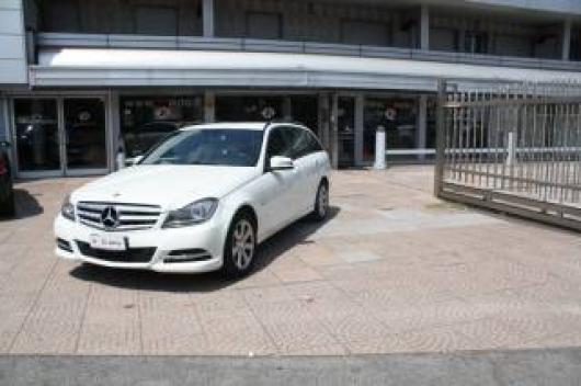 usato MERCEDES C 200