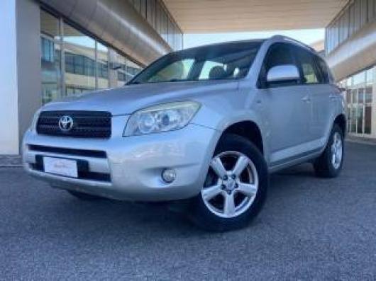 usato TOYOTA RAV 4