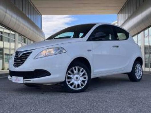 usato LANCIA Ypsilon