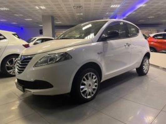 usato LANCIA Ypsilon