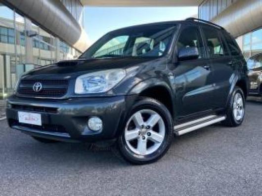 usato TOYOTA RAV 4 MY23
