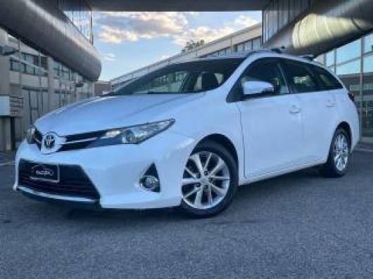 usato TOYOTA Auris Touring Sports