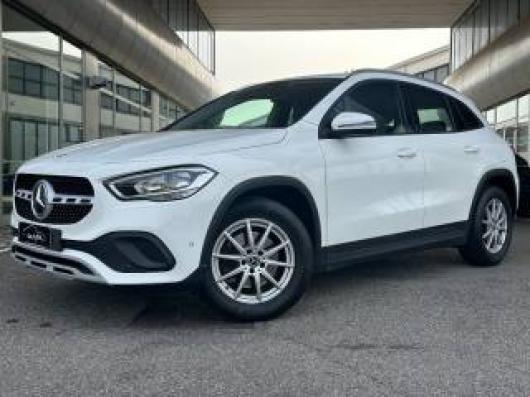 usato MERCEDES GLA 200