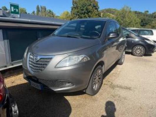usato LANCIA Ypsilon