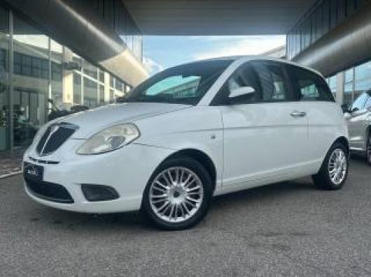 usato LANCIA Ypsilon