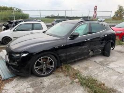 usato MASERATI Levante