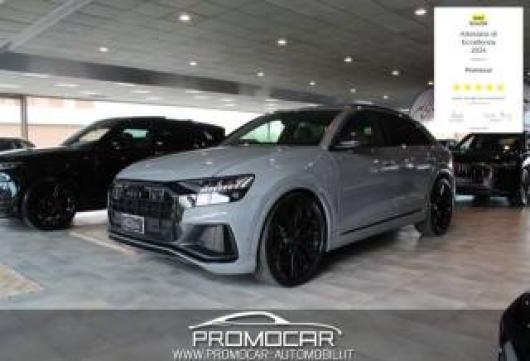 usato AUDI Q8