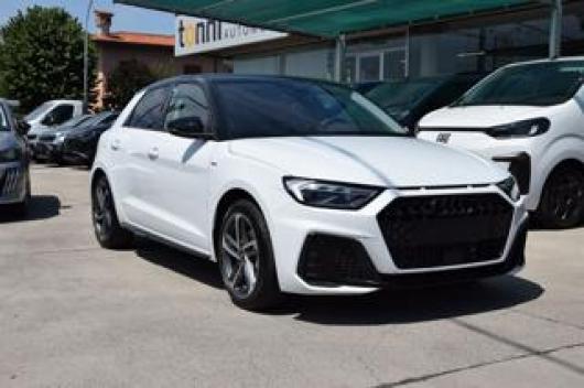 Km 0 AUDI A1