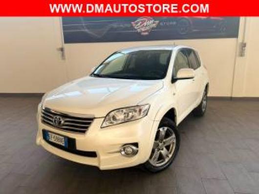 RAV 4