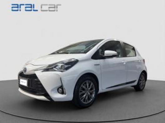 usato TOYOTA Yaris
