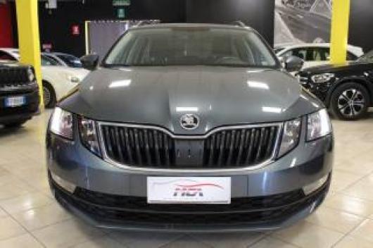 usato SKODA Octavia