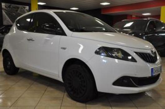 usato LANCIA Ypsilon
