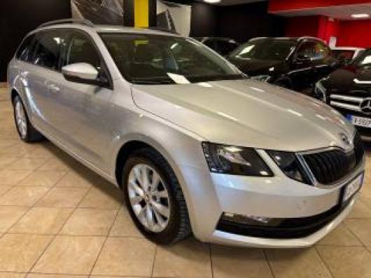 usato SKODA Octavia